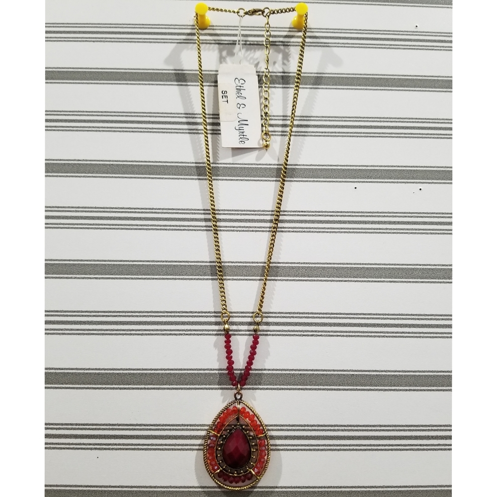 Ethel & Myrtle Boho Gold Chain Red & Orange Beaded Teardrop Pendant Necklace